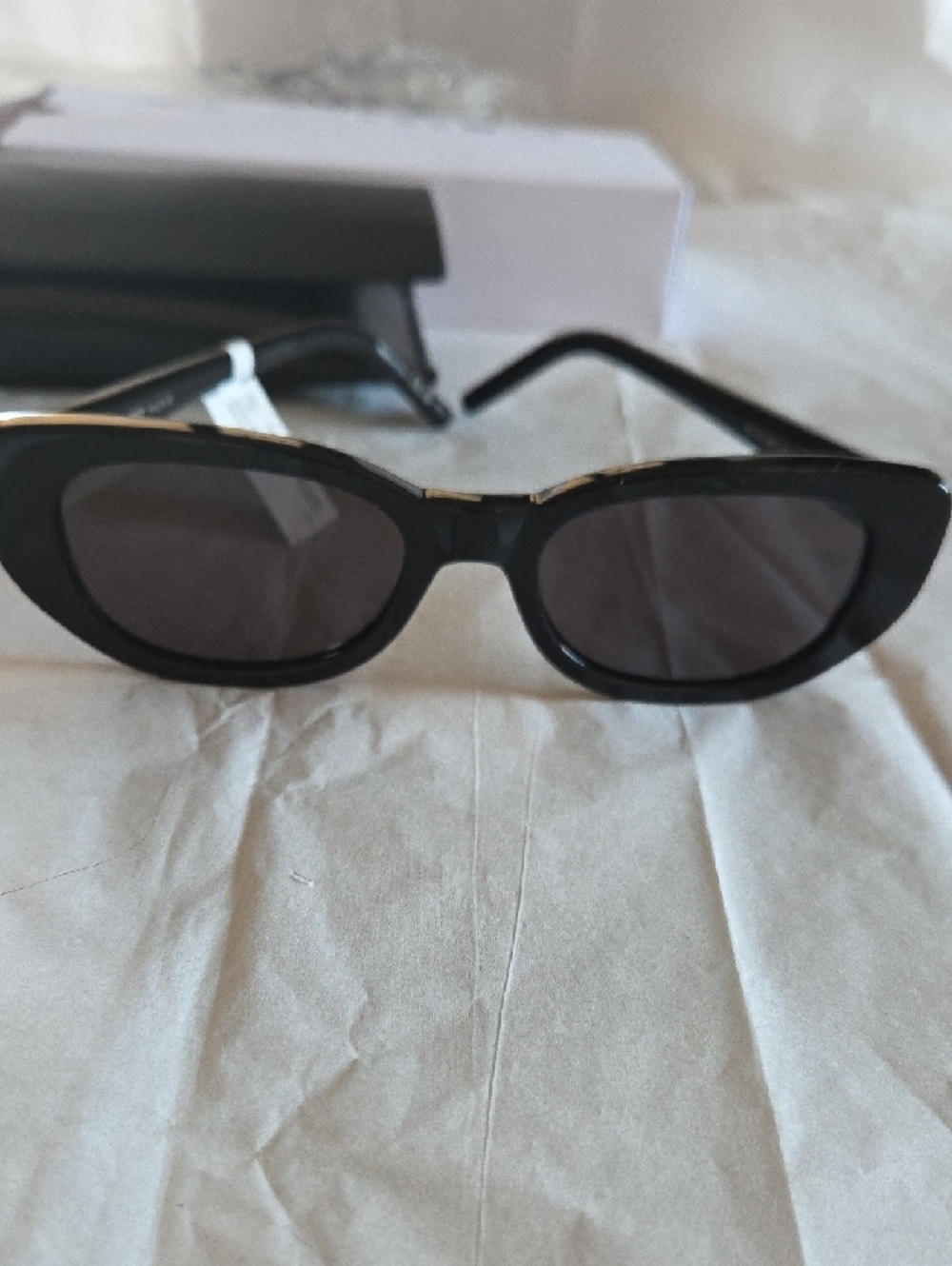 Saint Laurent Black Cat Eye Frame Sunglasses - Picture 10 of 11